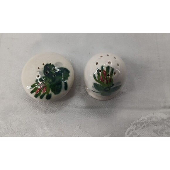 Red Wing Pottery Lexington Rose Salt and Pepper Shakers - Picture 3 of 3